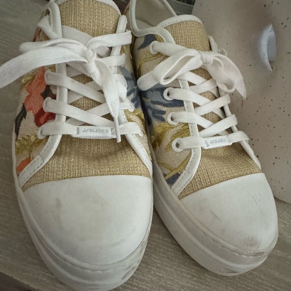 Floral Canvas Sneakers‎ - Picture 4 of 11